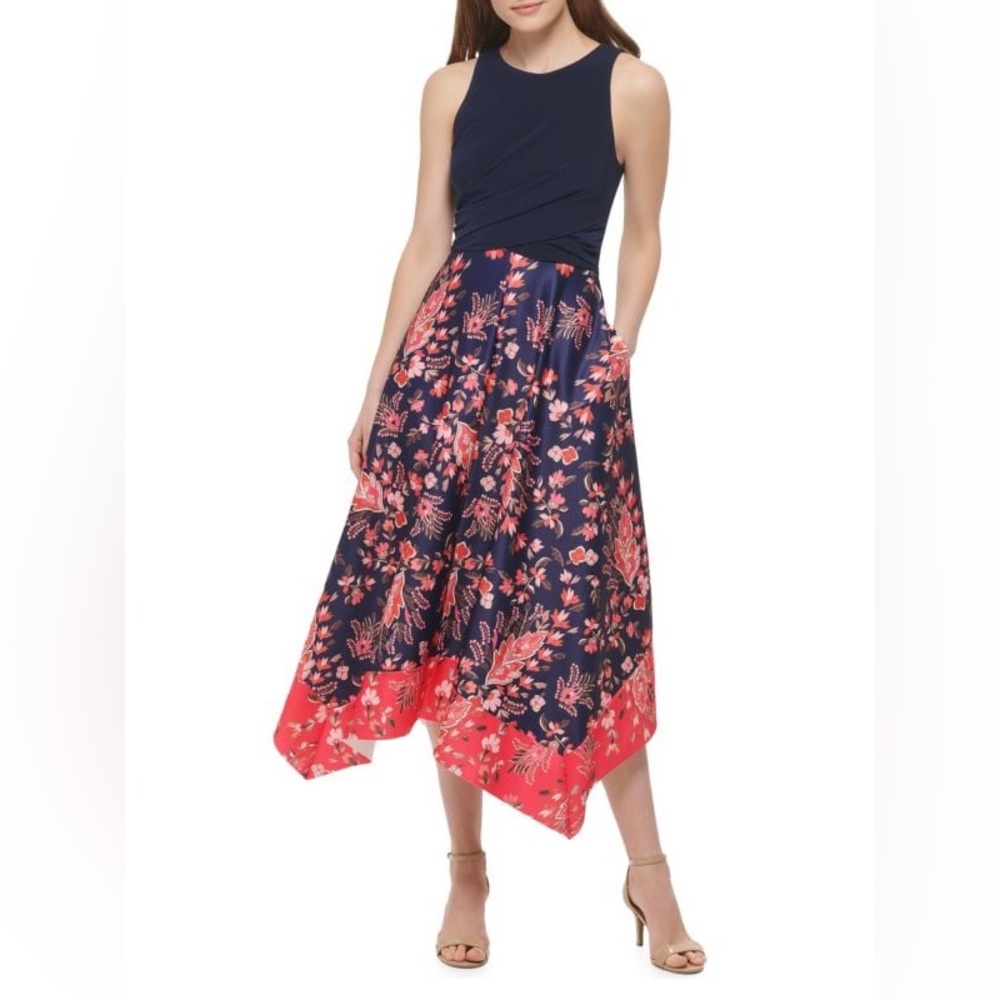 Floral fit & flare maxi dress